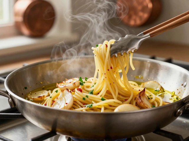 12 Delicious Pasta Sauces Without Tomato: Creamy, Oily & Herb Alternatives
